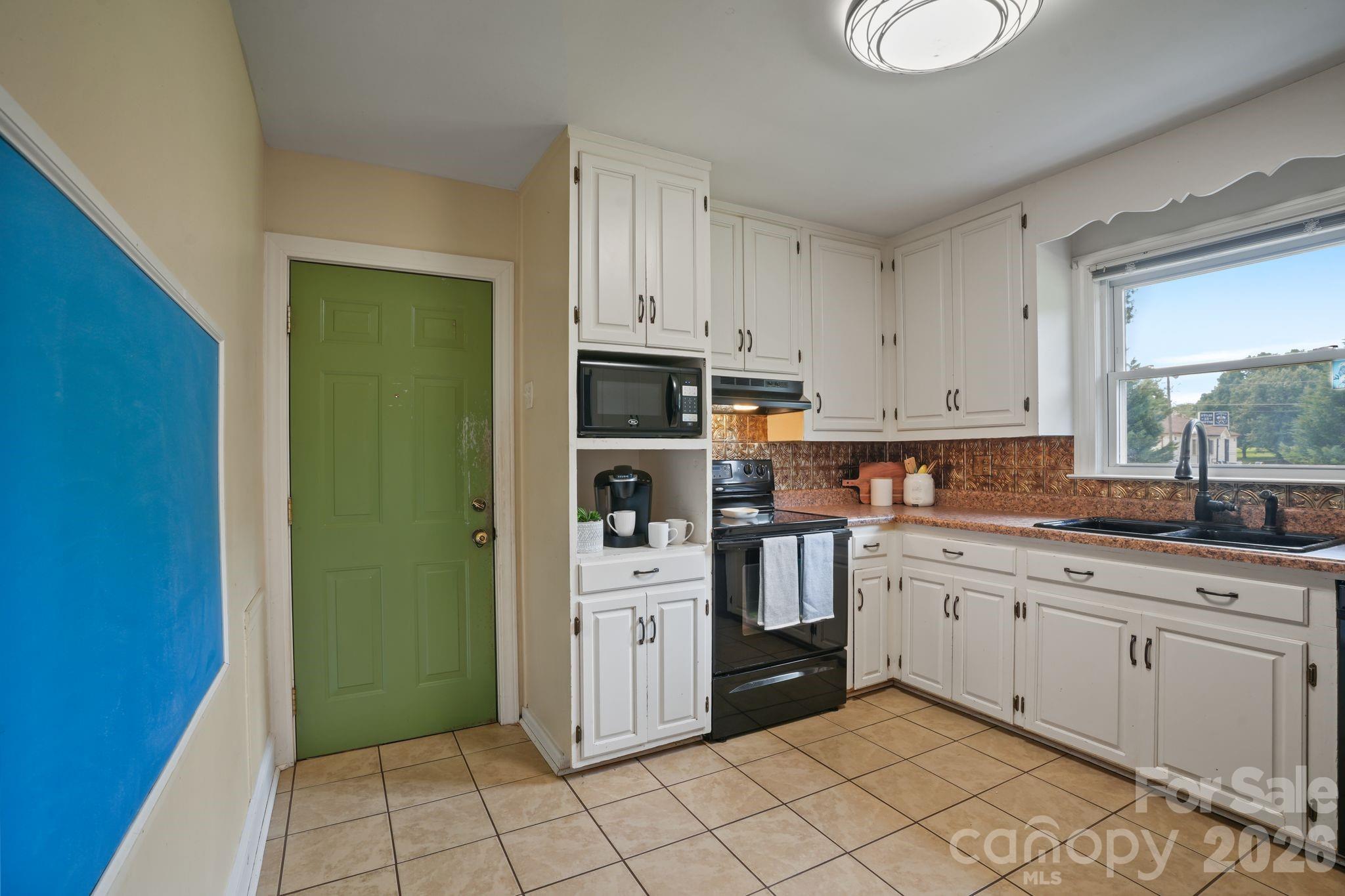 6268 Long Island Road