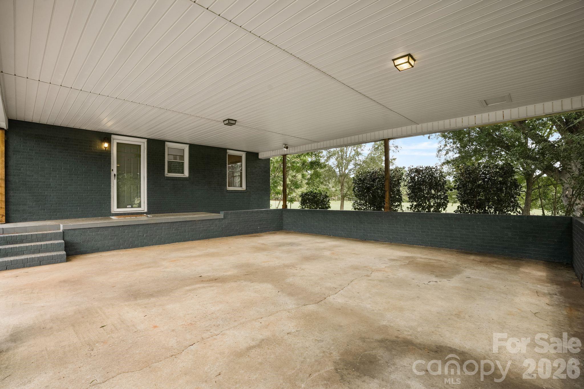 6268 Long Island Road
