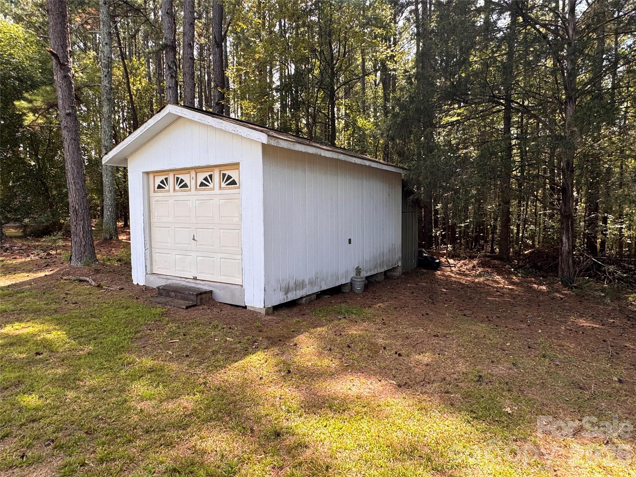1037 Cross Creek Drive