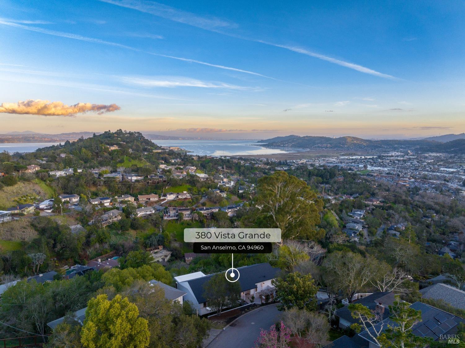380 Vista Grande
