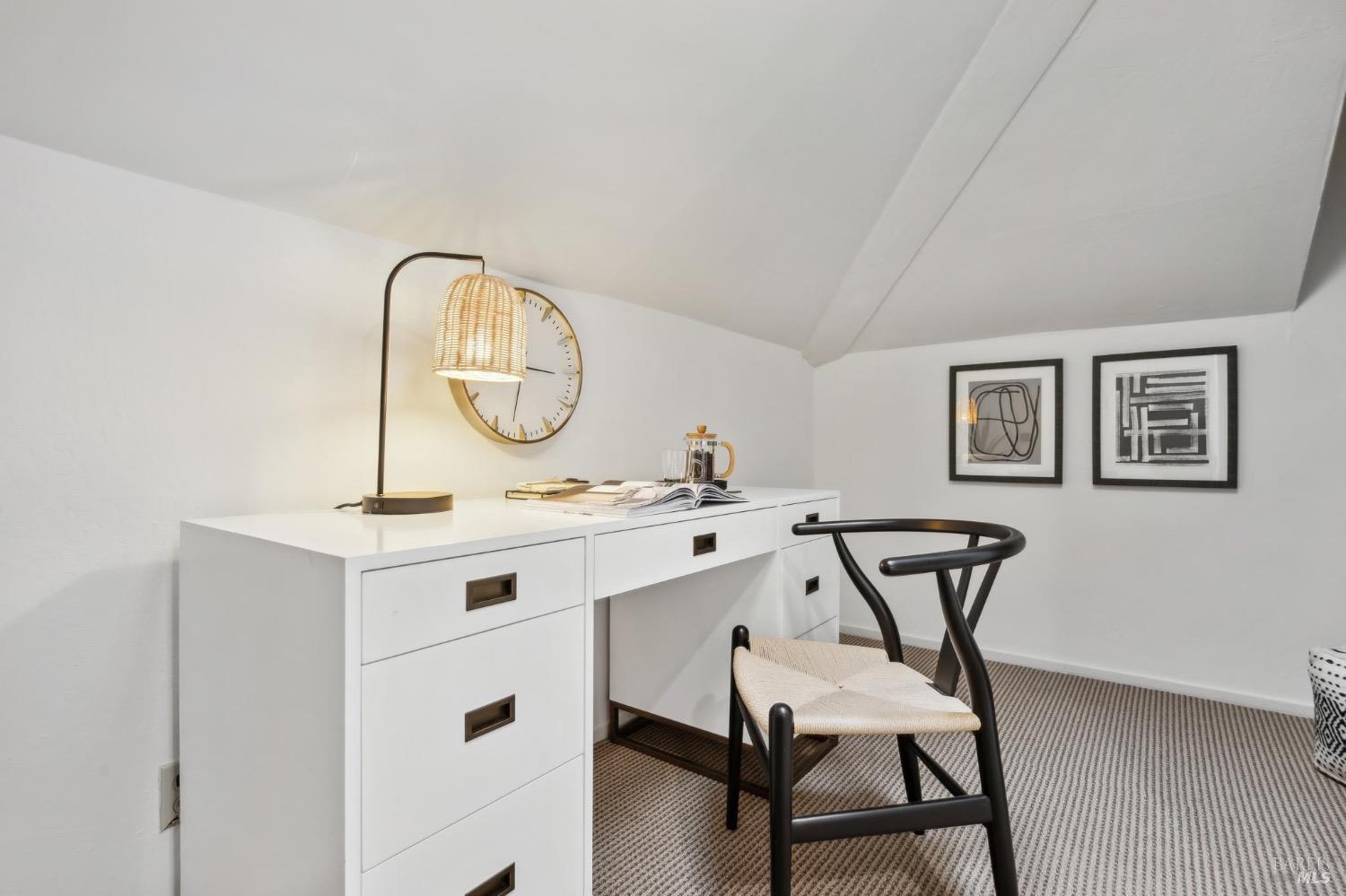 118 Saint Thomas Way