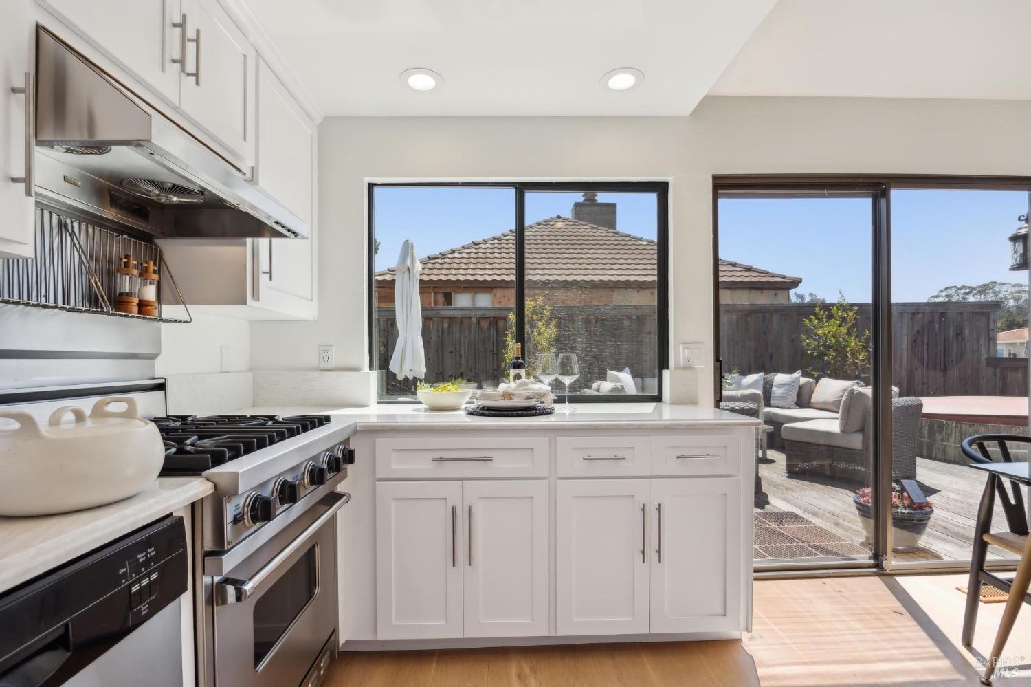 118 Saint Thomas Way