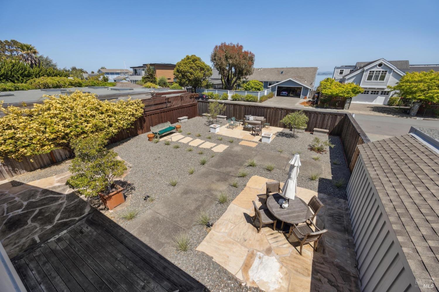 118 Saint Thomas Way