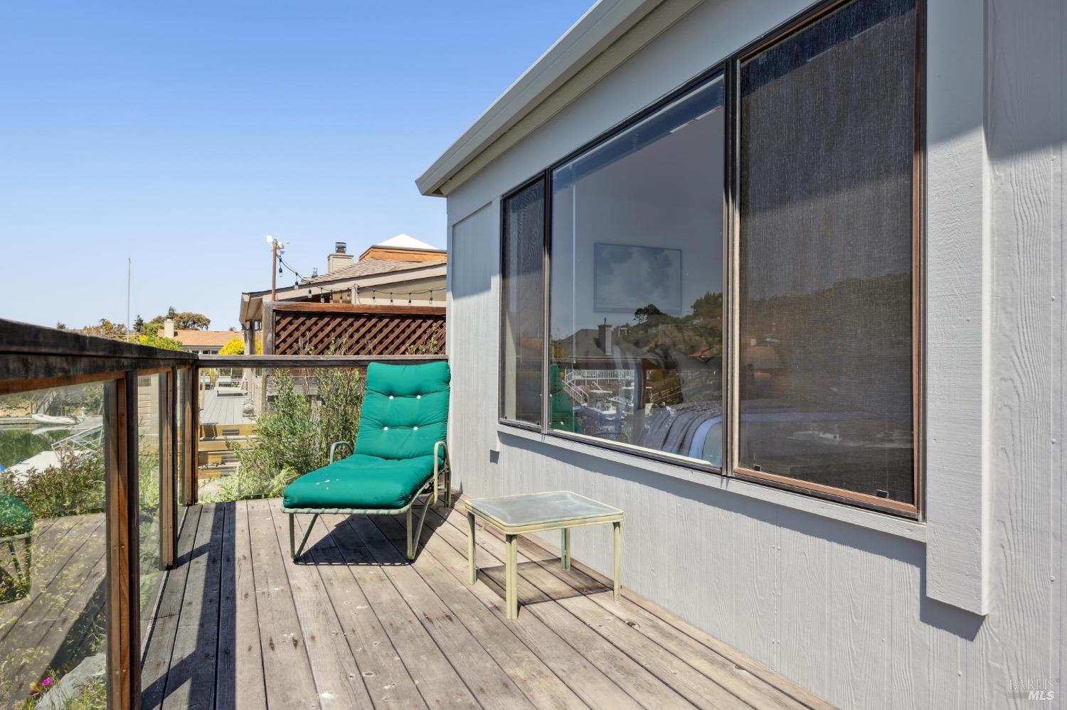 118 Saint Thomas Way