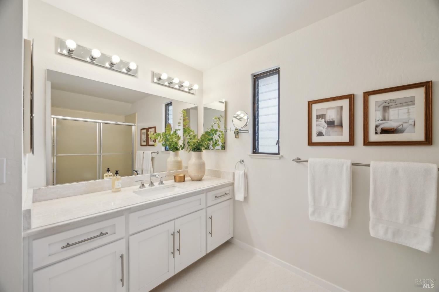 118 Saint Thomas Way