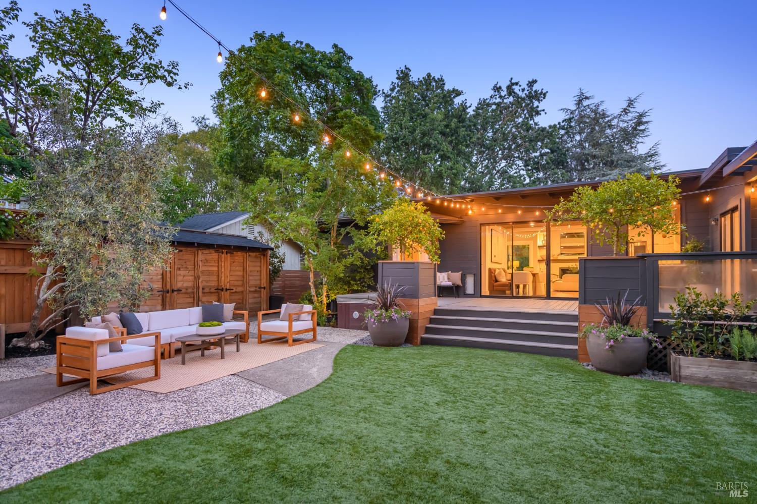 309 Kent Avenue