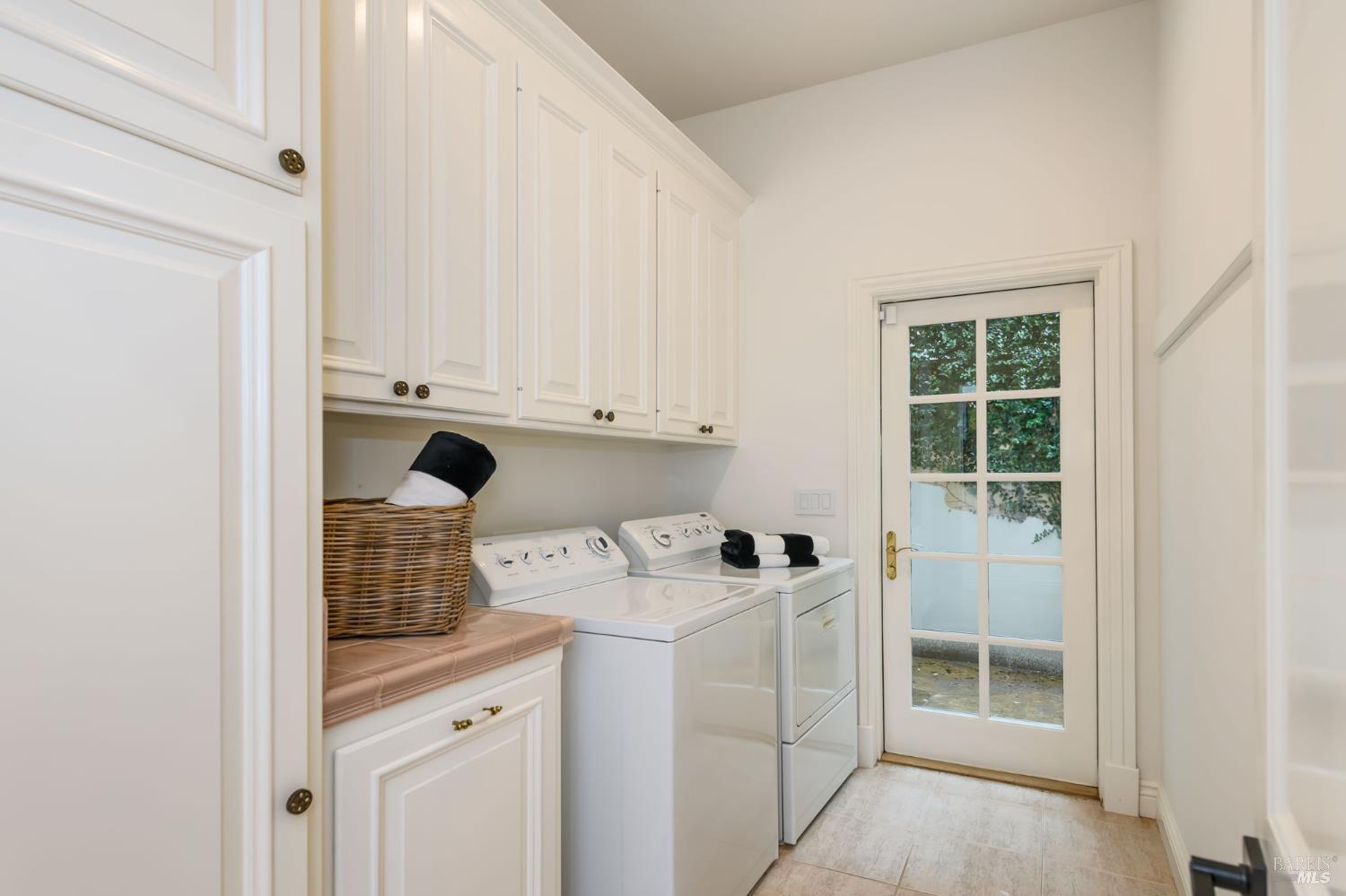2 Woodland Place