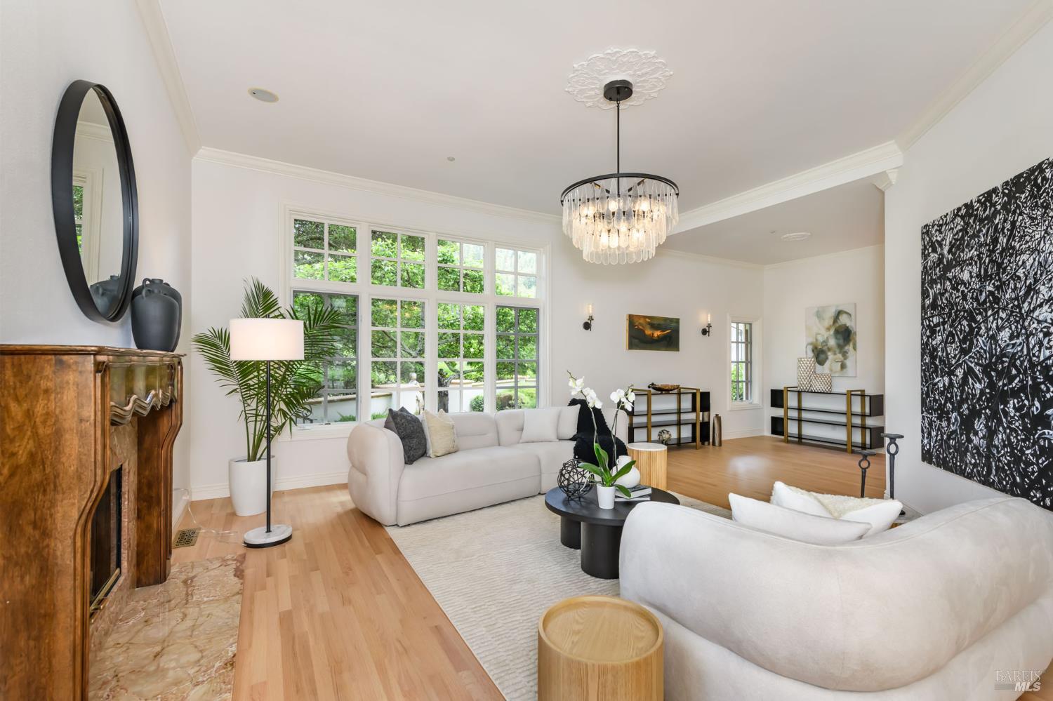 2 Woodland Place