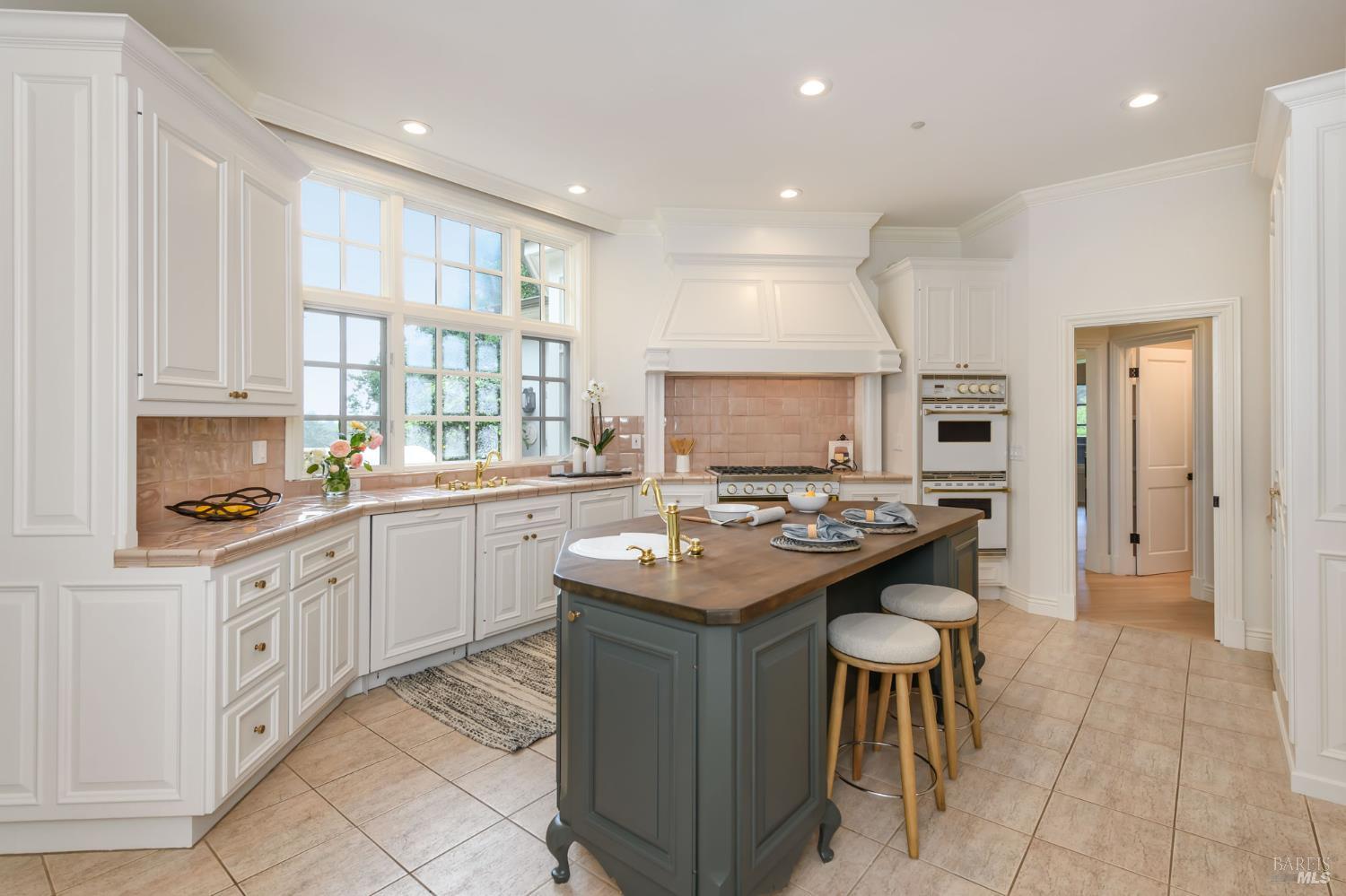 2 Woodland Place