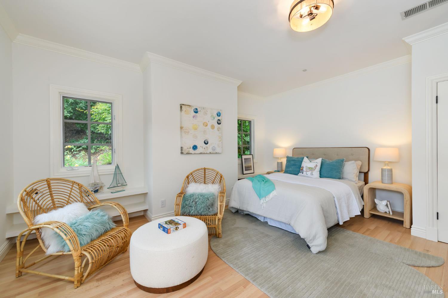 2 Woodland Place