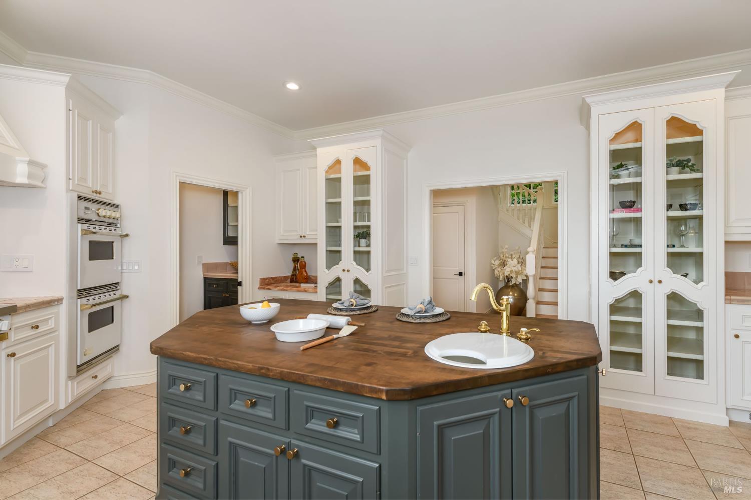 2 Woodland Place