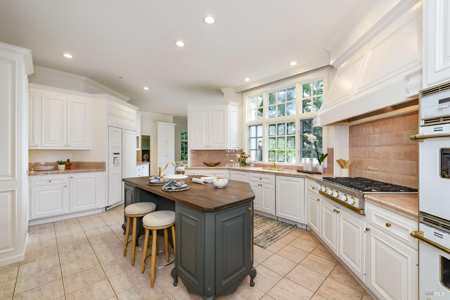 2 Woodland Place