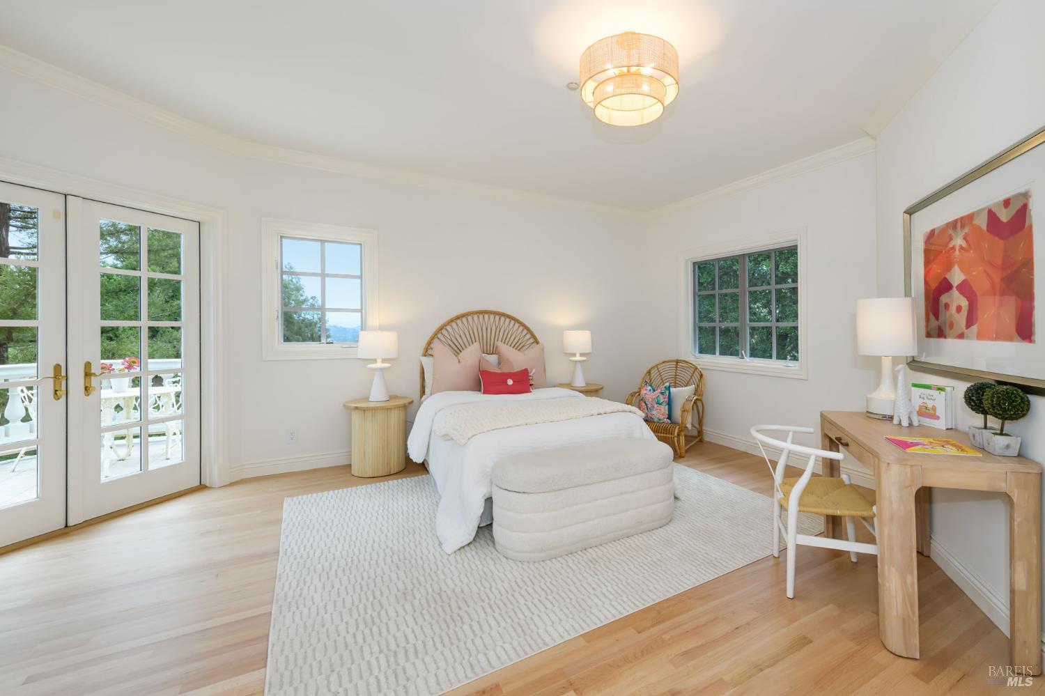 2 Woodland Place