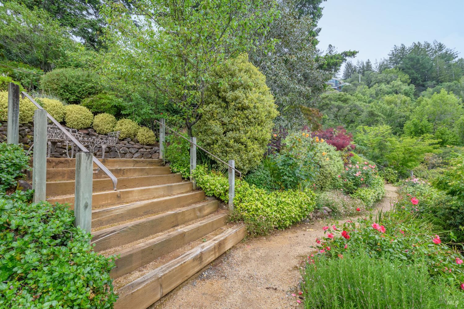 2 Woodland Place
