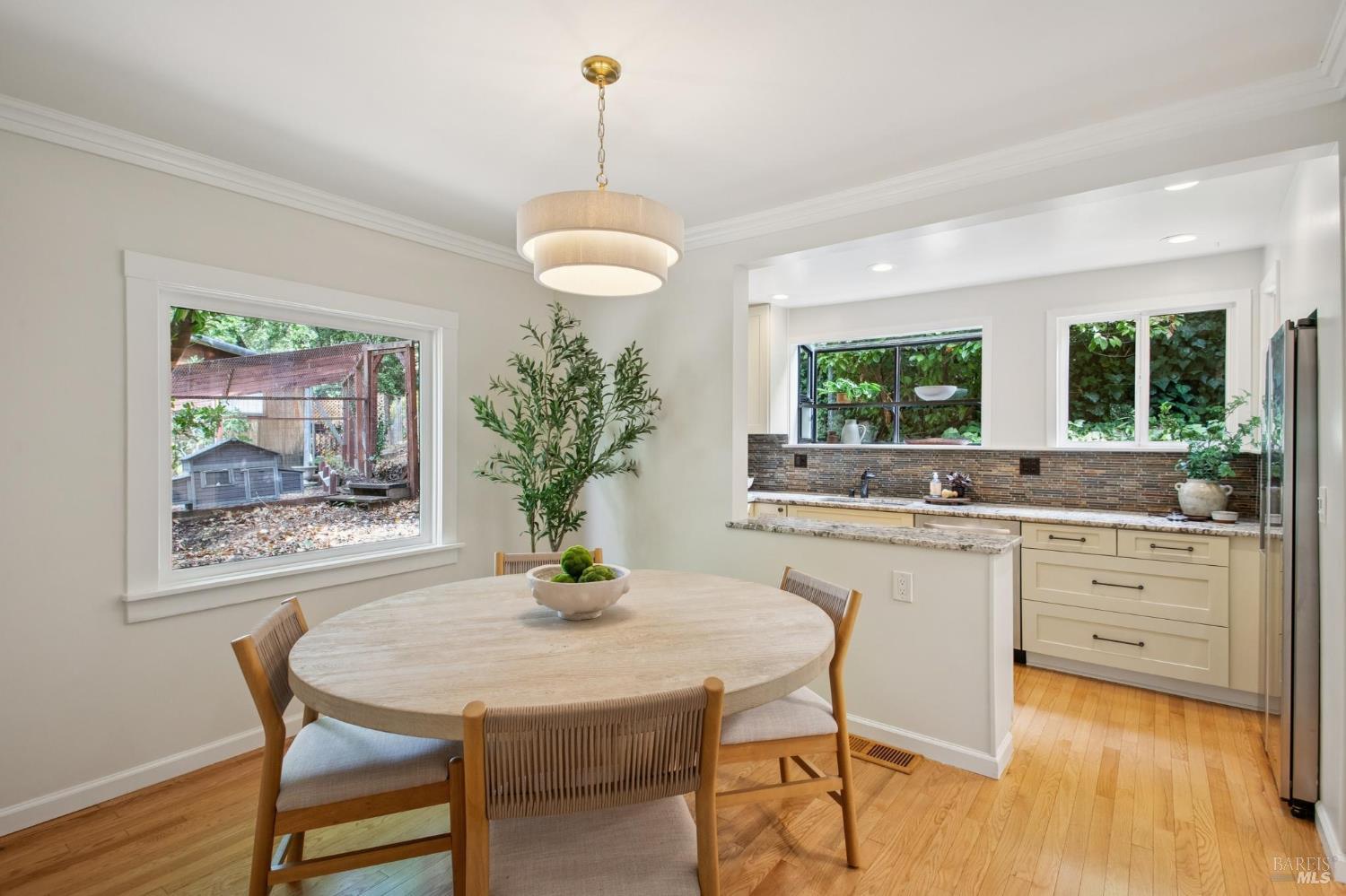 25 Allyn Avenue