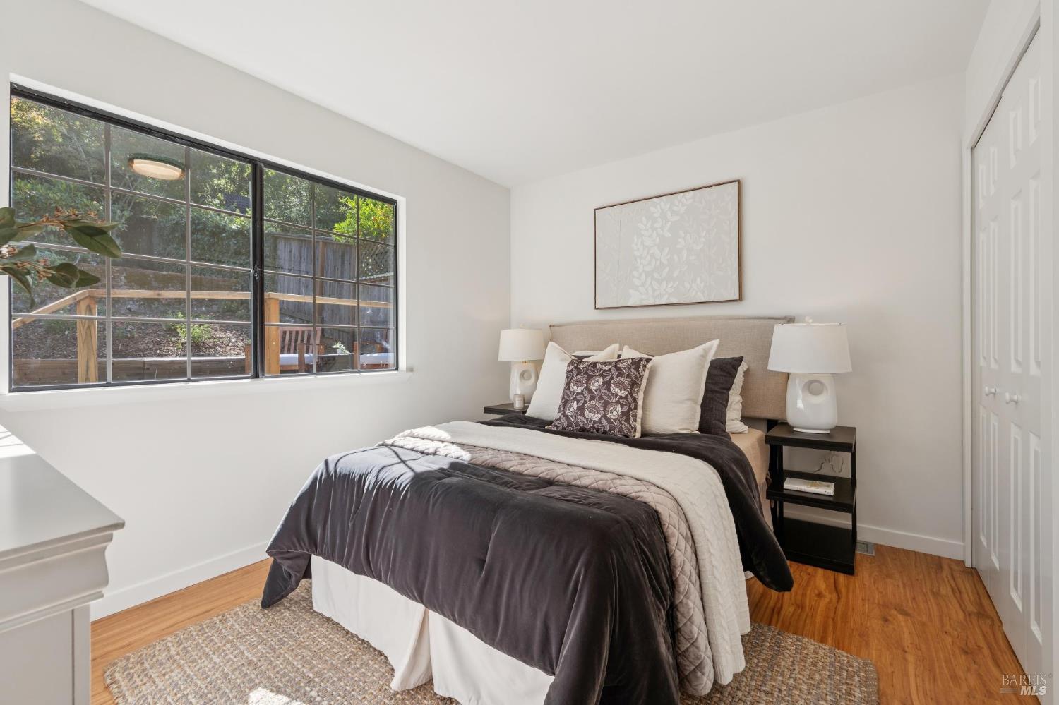 25 Allyn Avenue