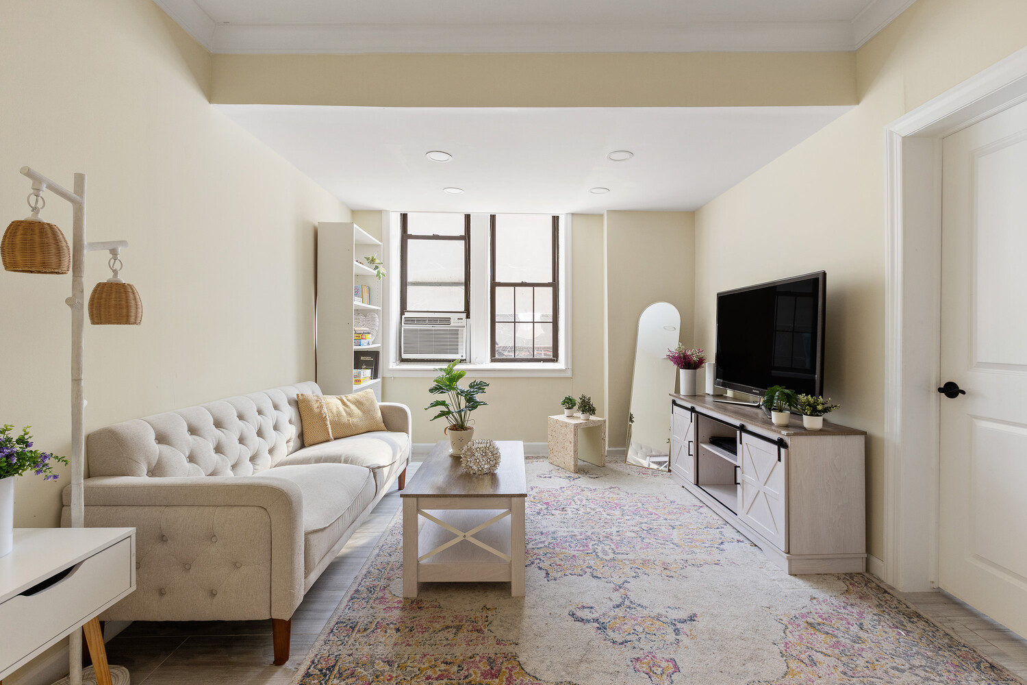 230 E 71st Street A New York City Ny Us 10021 Rls20090287