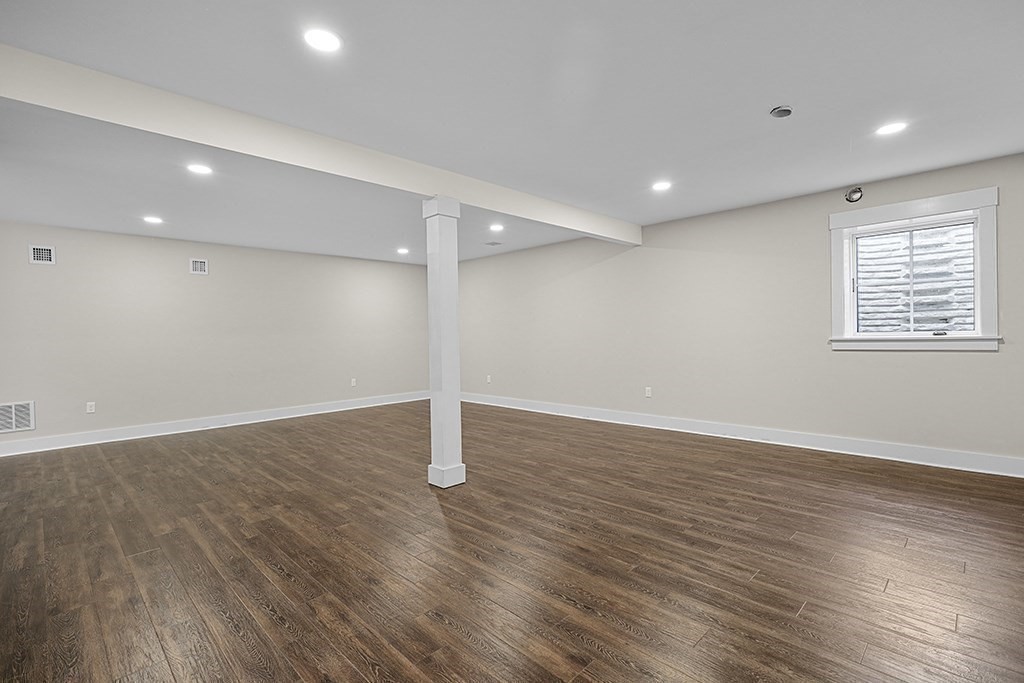 353 Main Street # 353