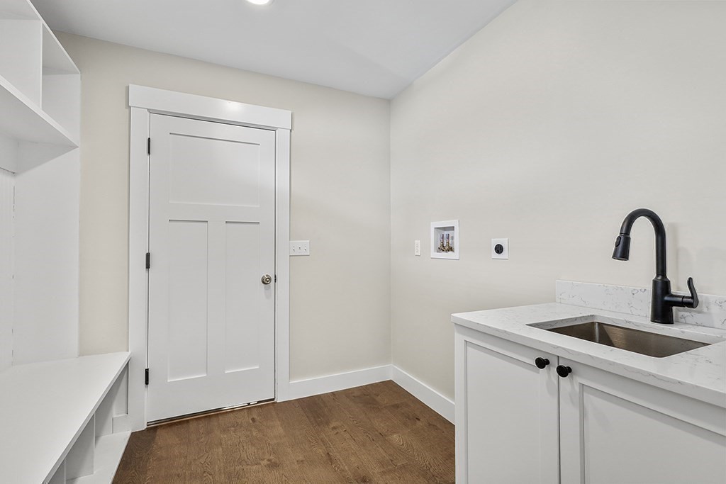 353 Main Street # 353