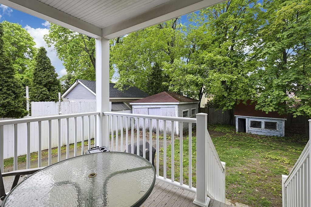 117 Crescent St