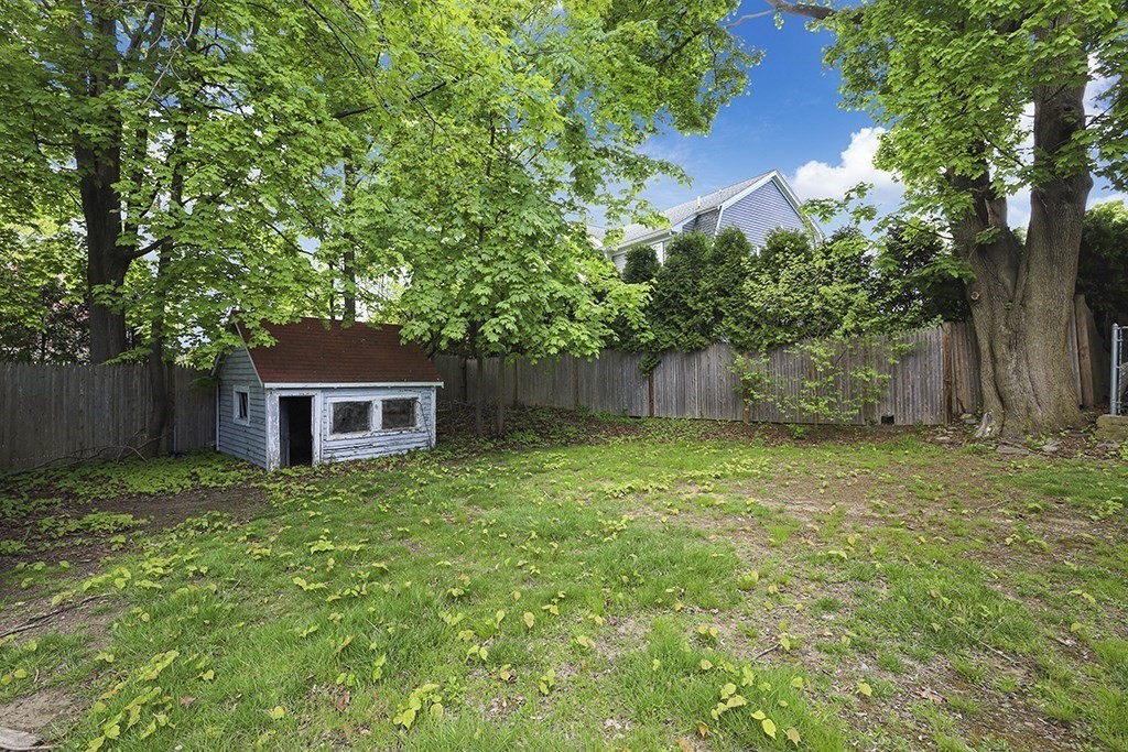 117 Crescent St