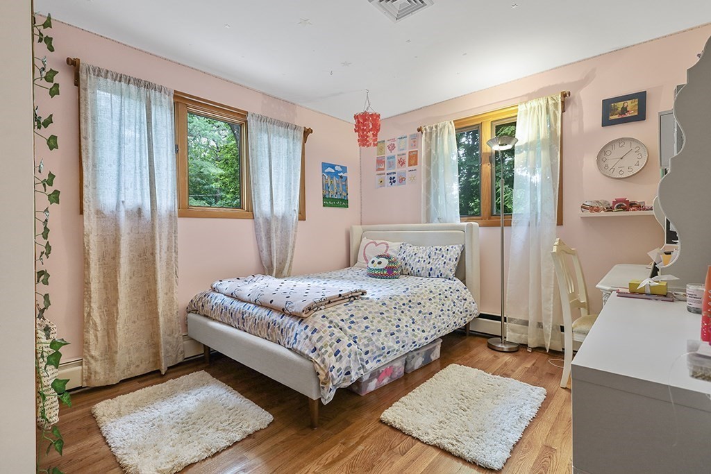 33 Saddle Ridge Rd
