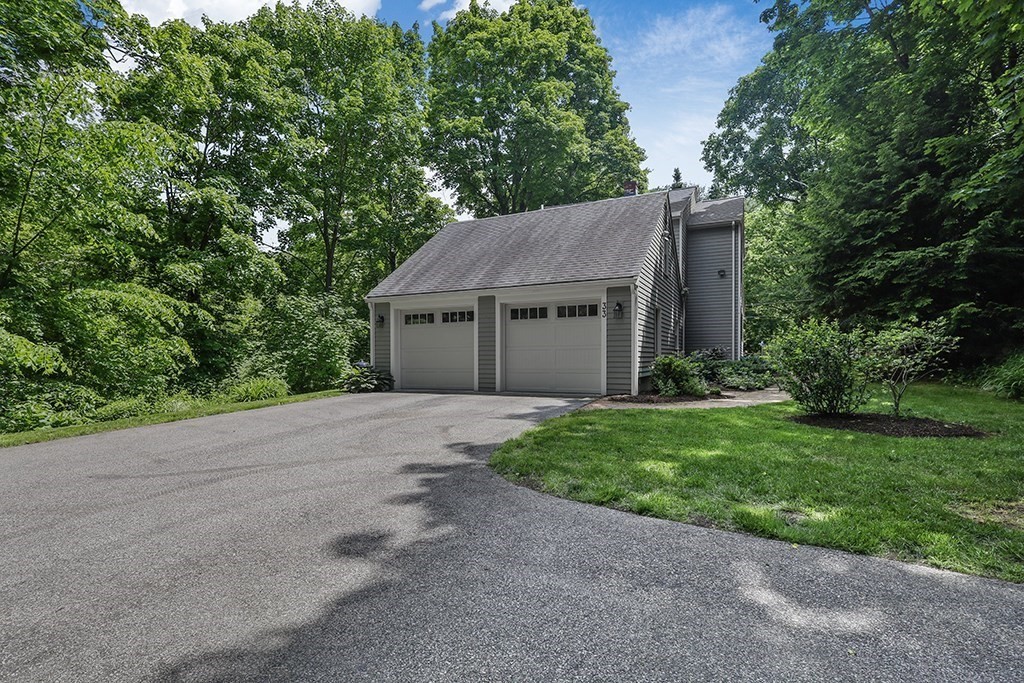 33 Saddle Ridge Rd