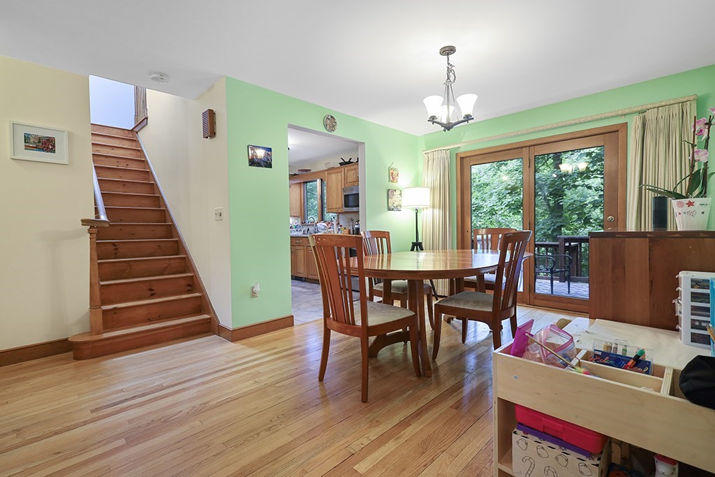 33 Saddle Ridge Rd