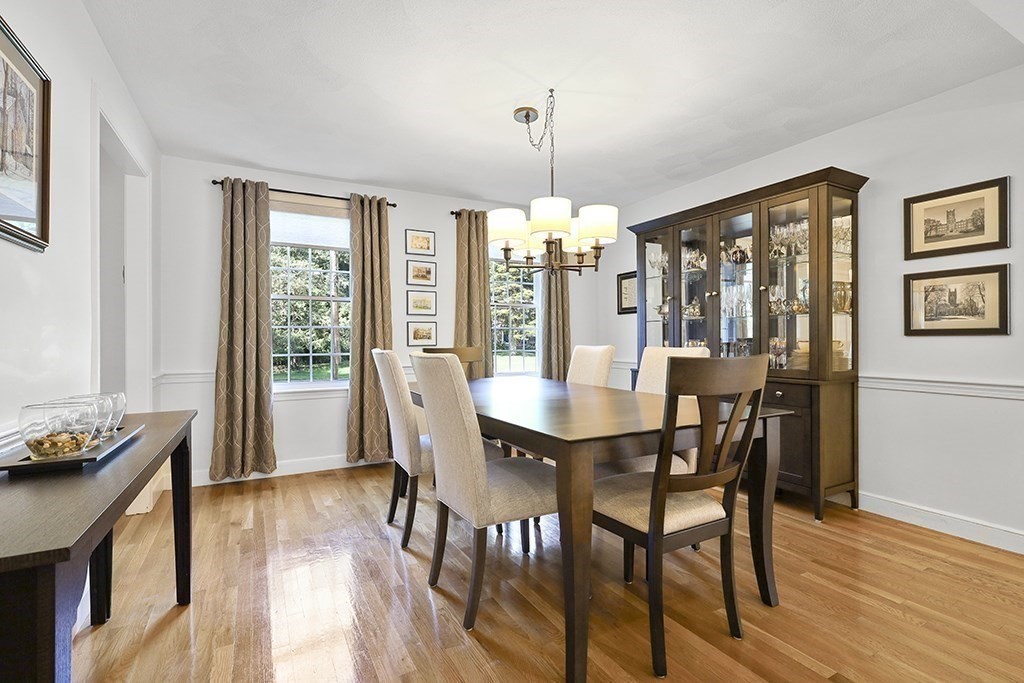 10 Cedar Lane