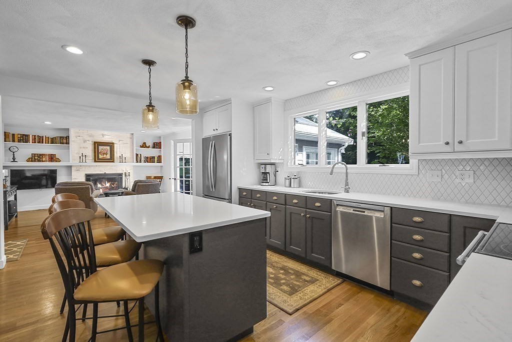 10 Cedar Lane