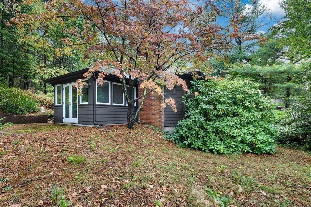 10 Hillcrest Road