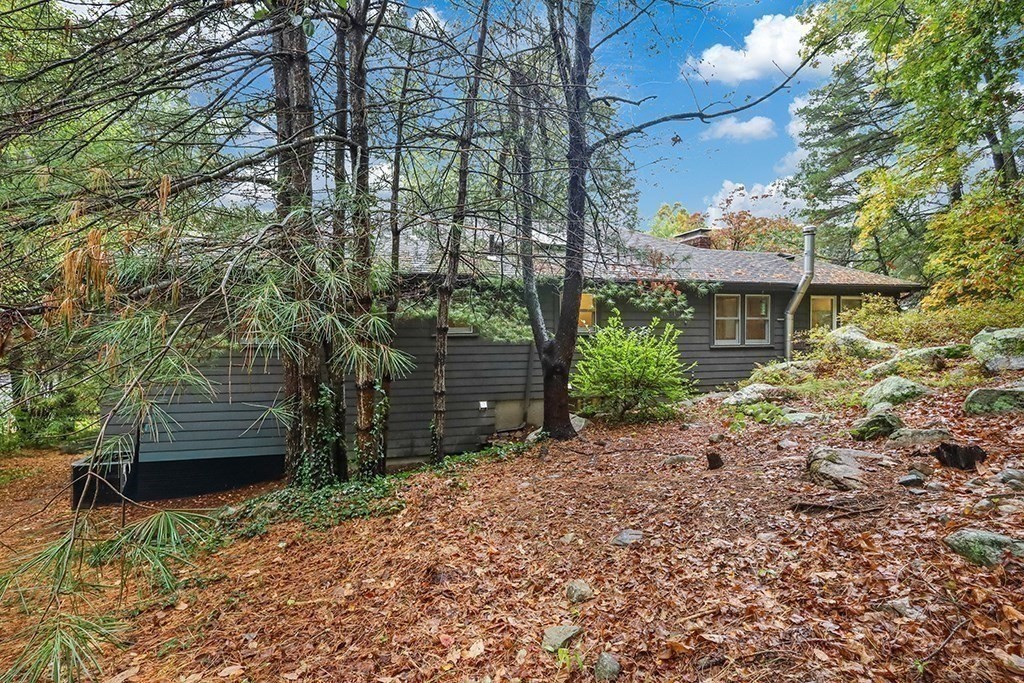 10 Hillcrest Road