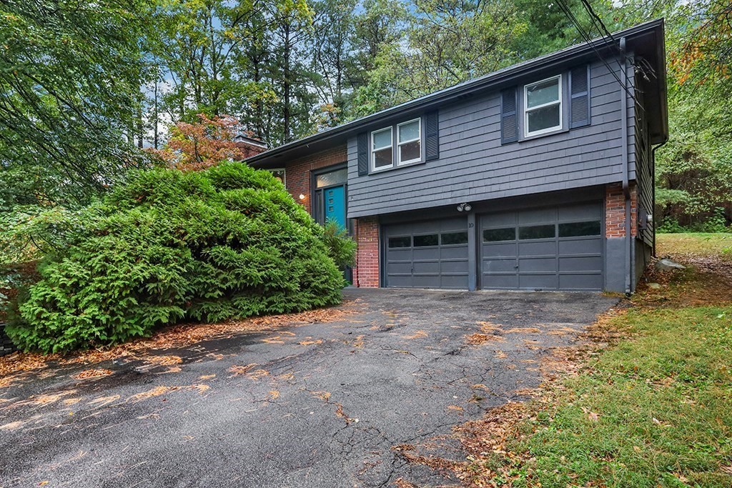 10 Hillcrest Road