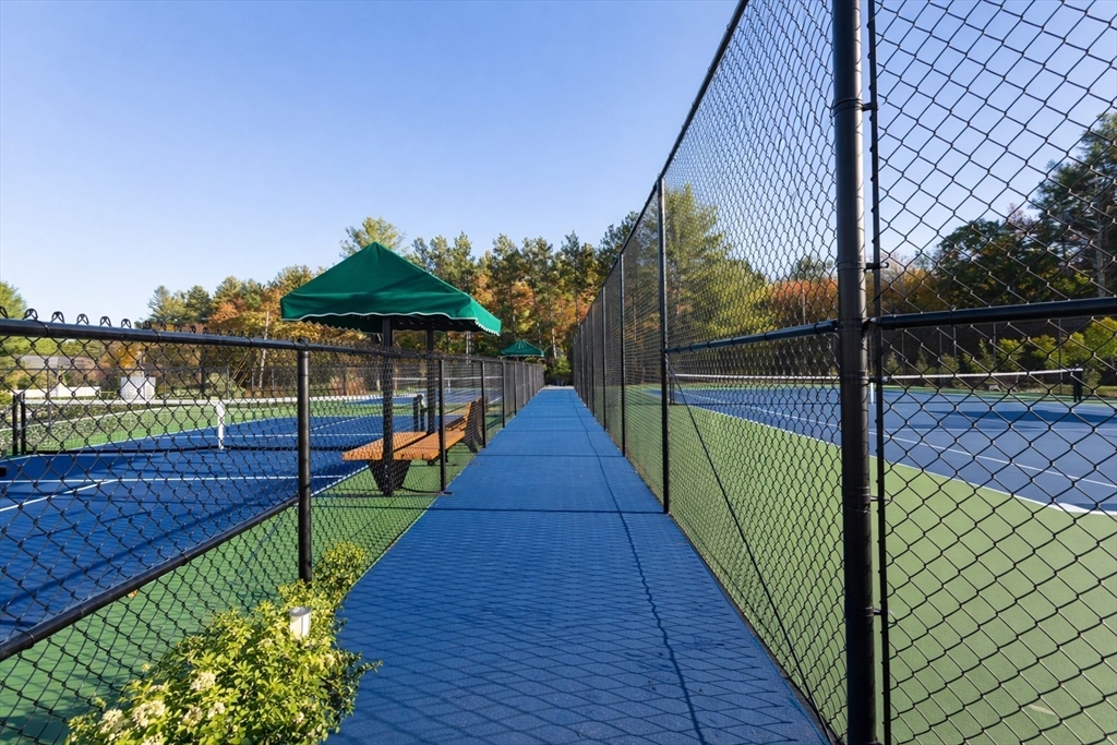 8 Glen Ellen Blvd # 8