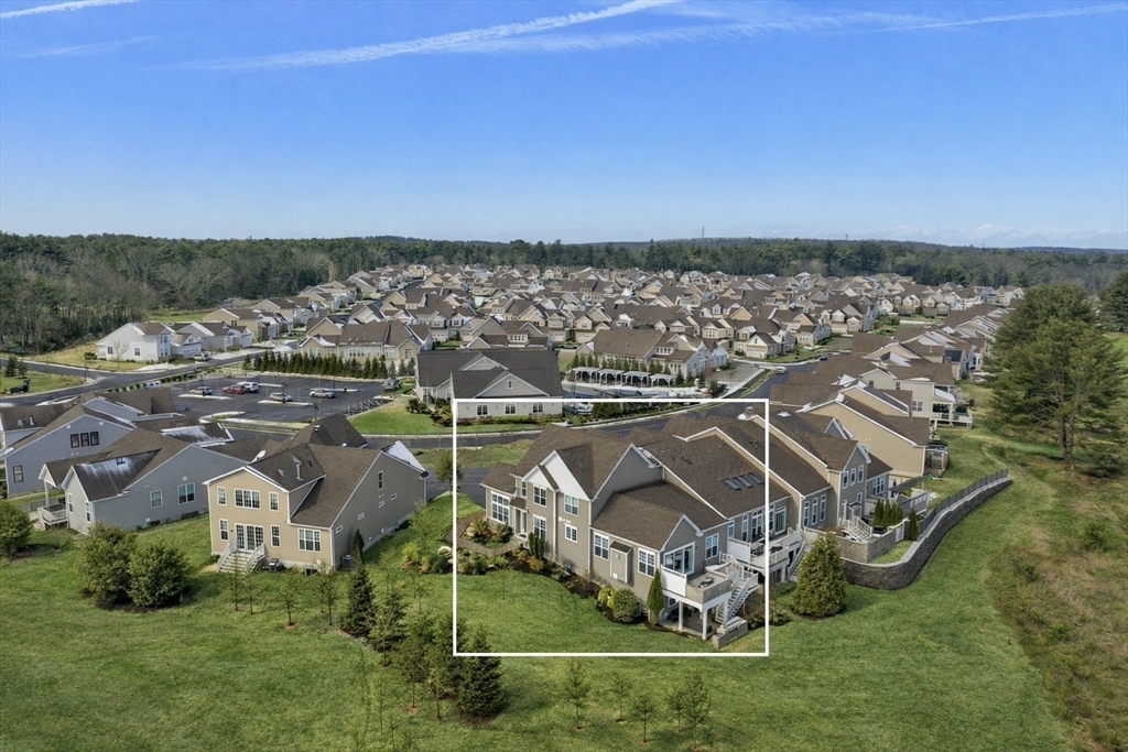 8 Glen Ellen Blvd # 8