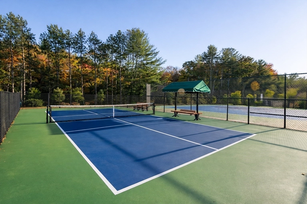 8 Glen Ellen Blvd # 8