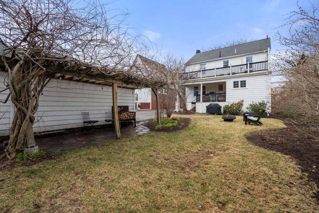325 Parker Street