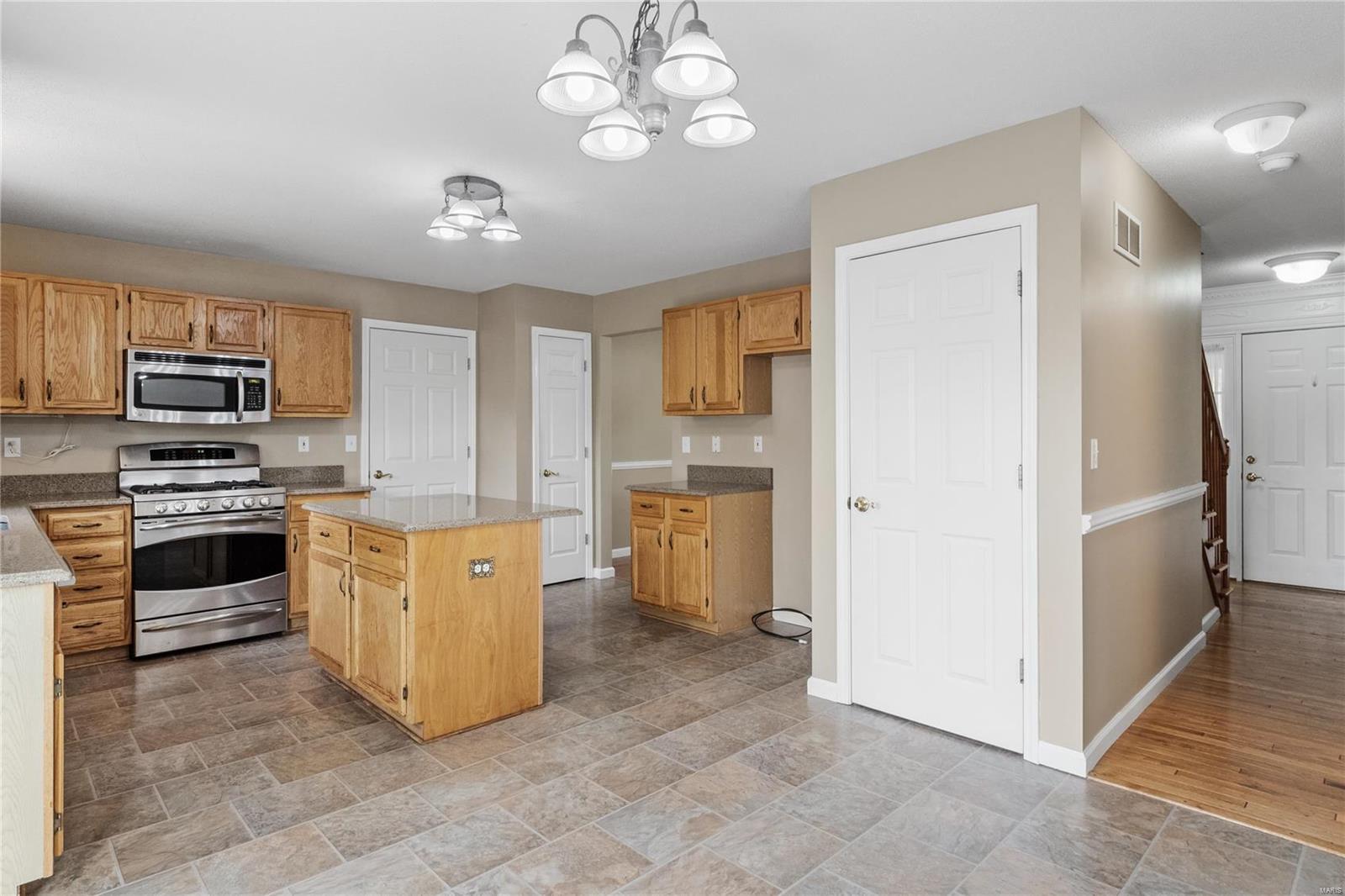 3218 Stonebridge Drive