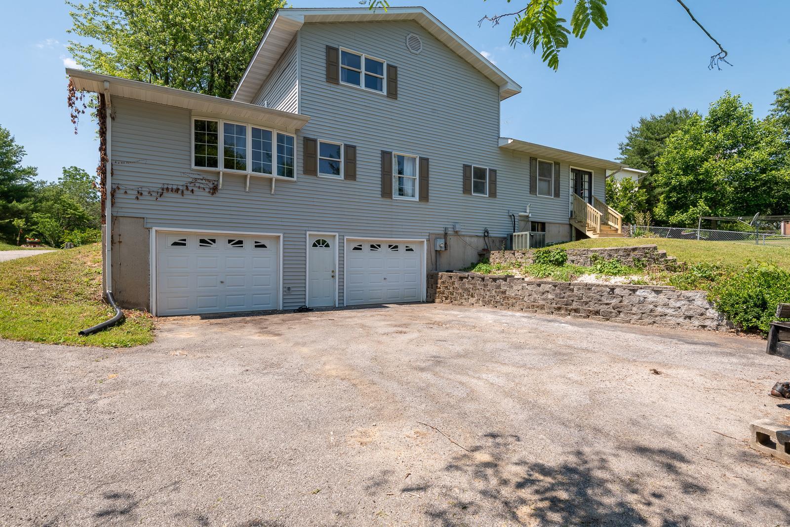 8439 Steelcrest
