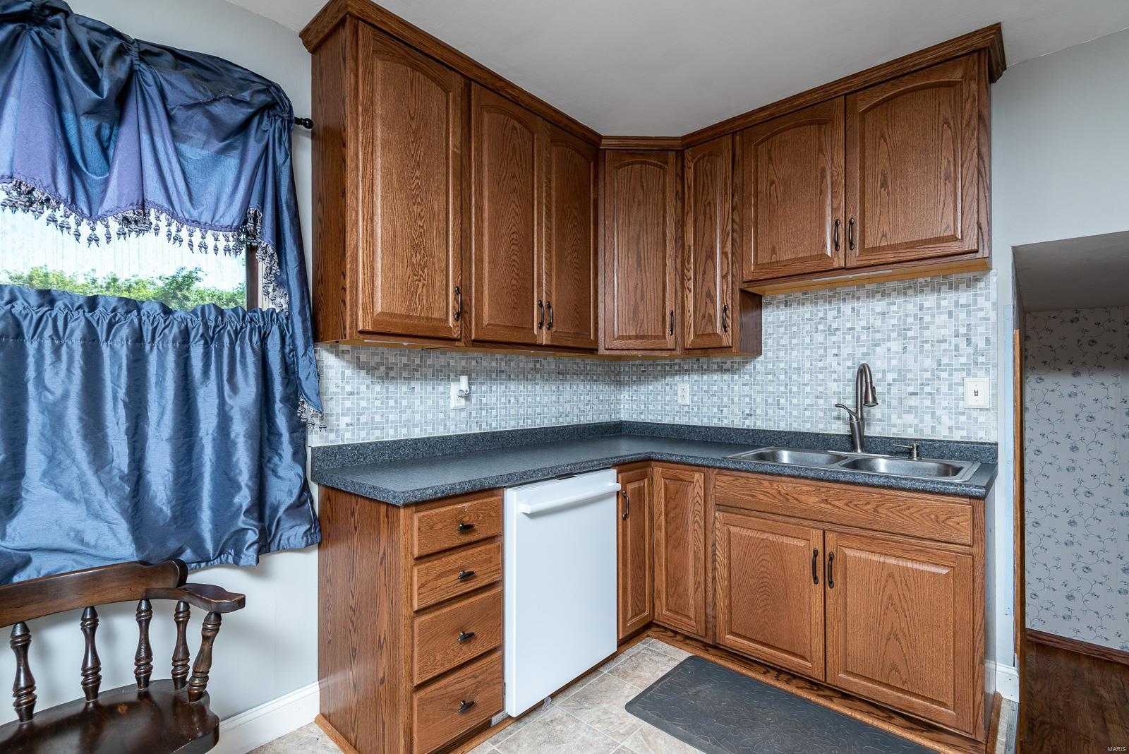 8439 Steelcrest