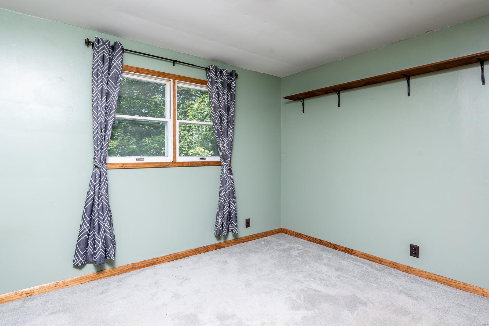 8439 Steelcrest