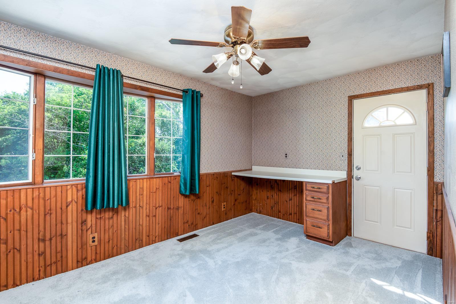 8439 Steelcrest