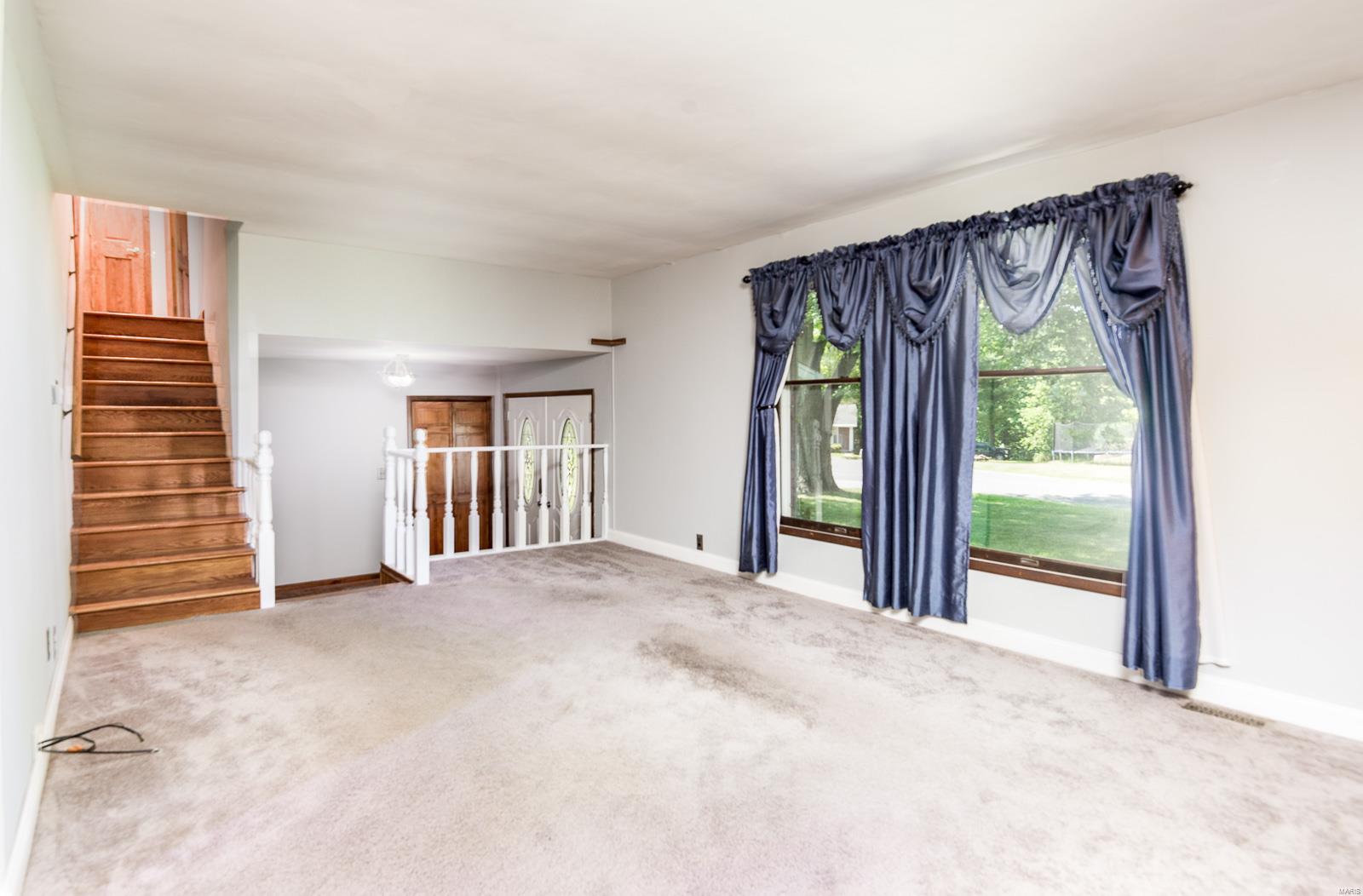 8439 Steelcrest