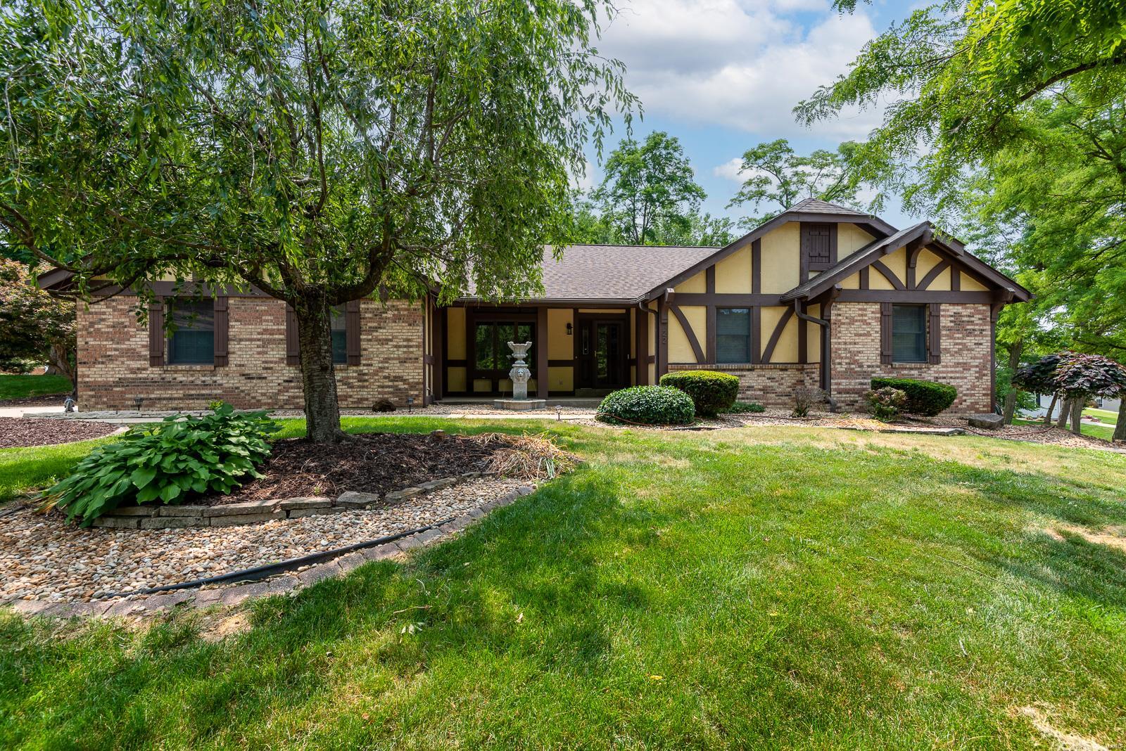 22 Blossom Lake Lane