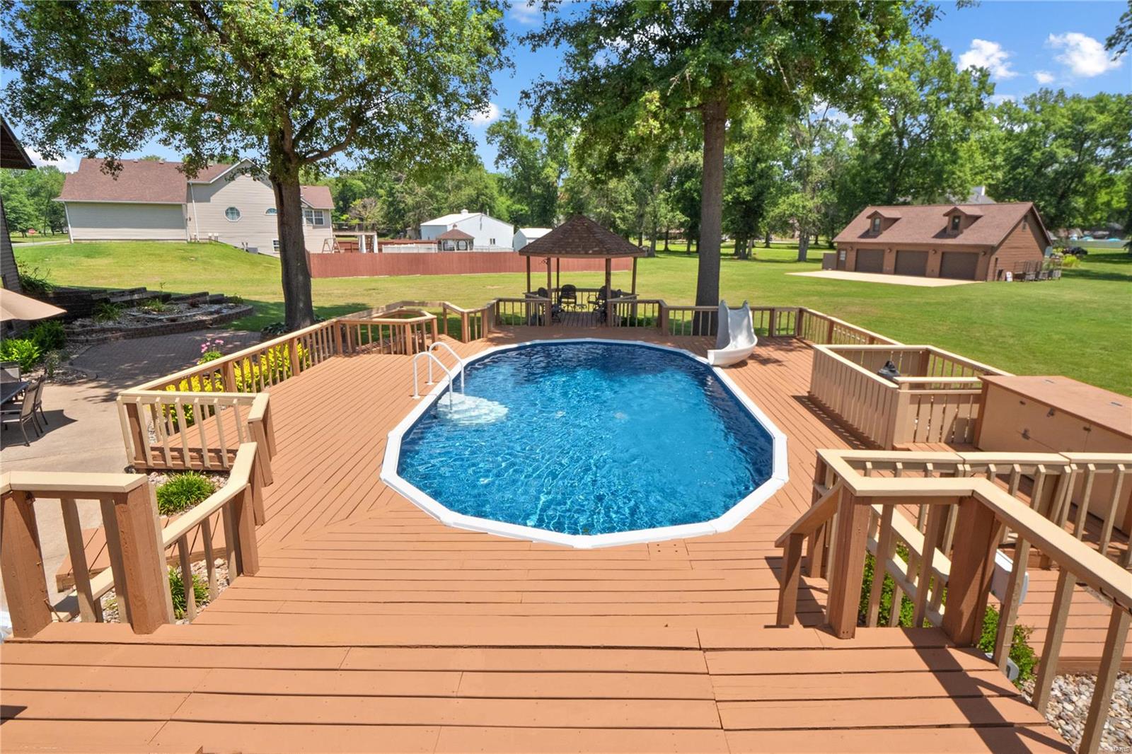 90 SHIRLWIN Drive