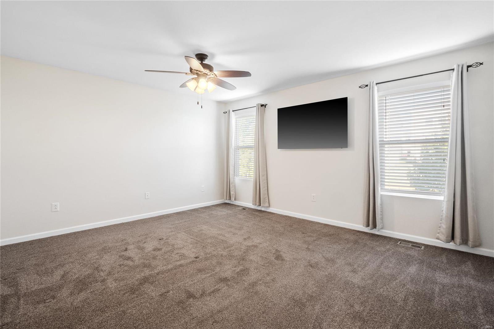 117 Meadowcrest Drive
