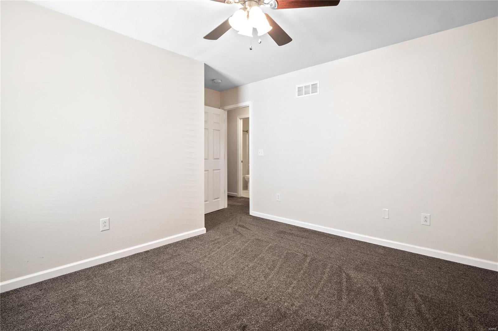117 Meadowcrest Drive