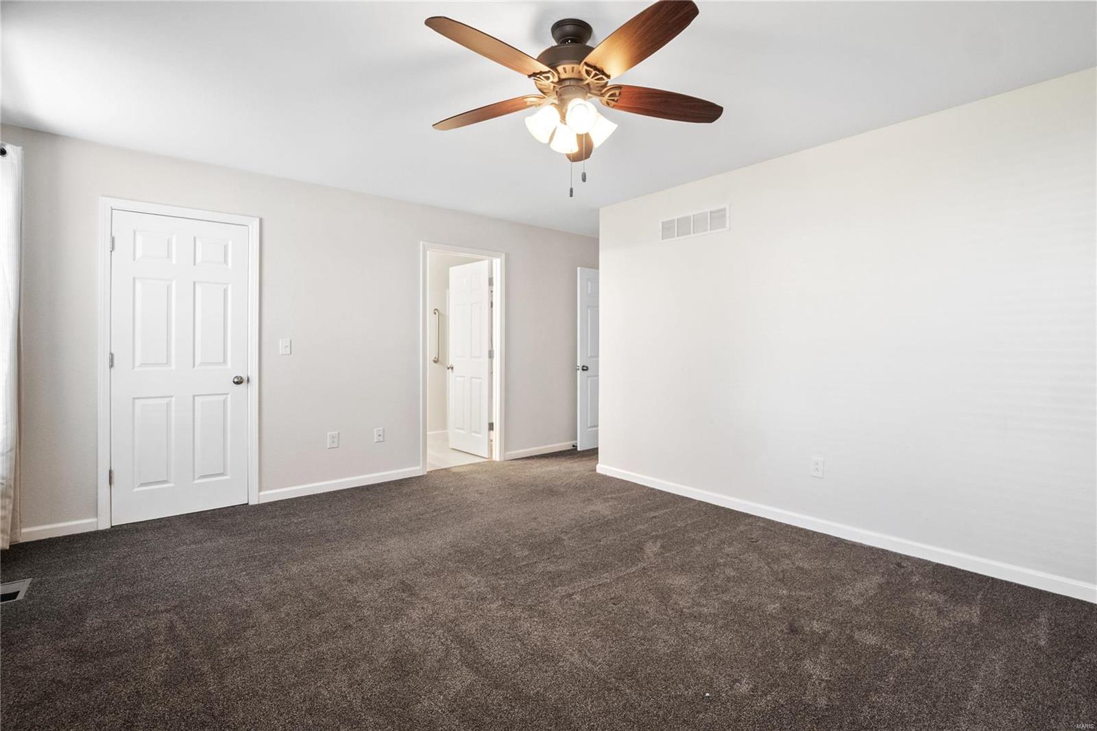 117 Meadowcrest Drive