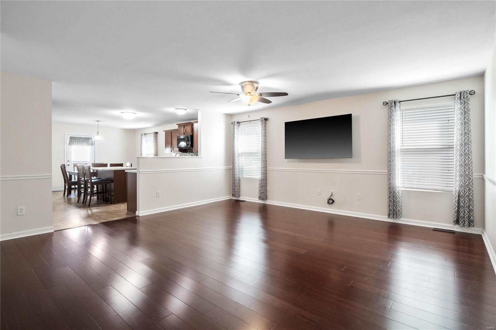 117 Meadowcrest Drive