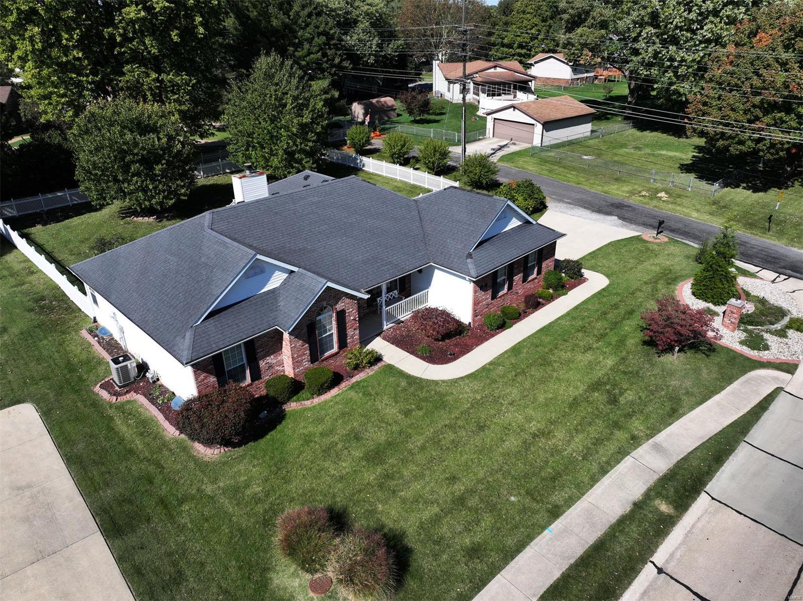 2 Grandbrook Boulevard